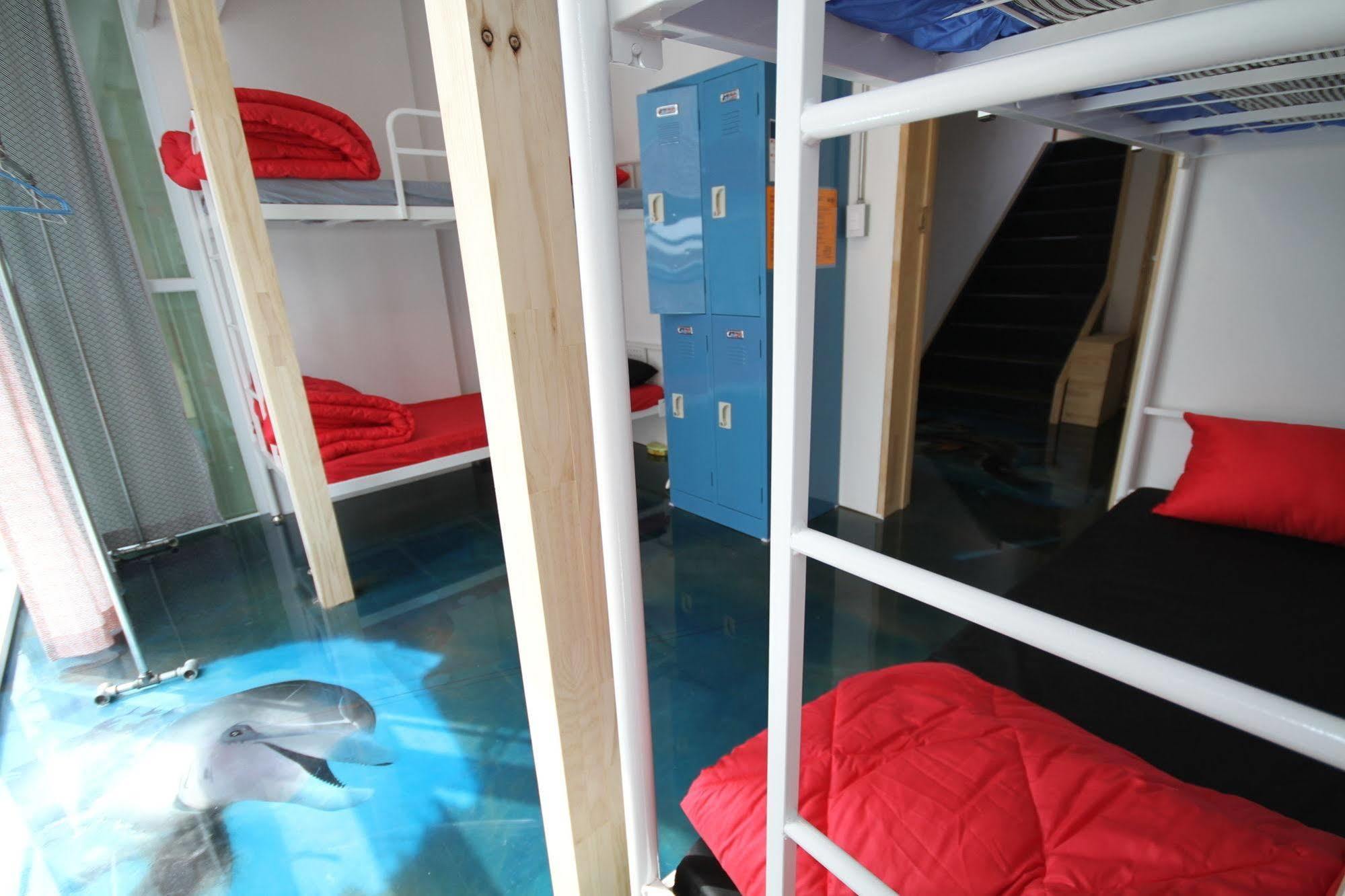 Time Travelers Party In Hongdae Hostel Seoul