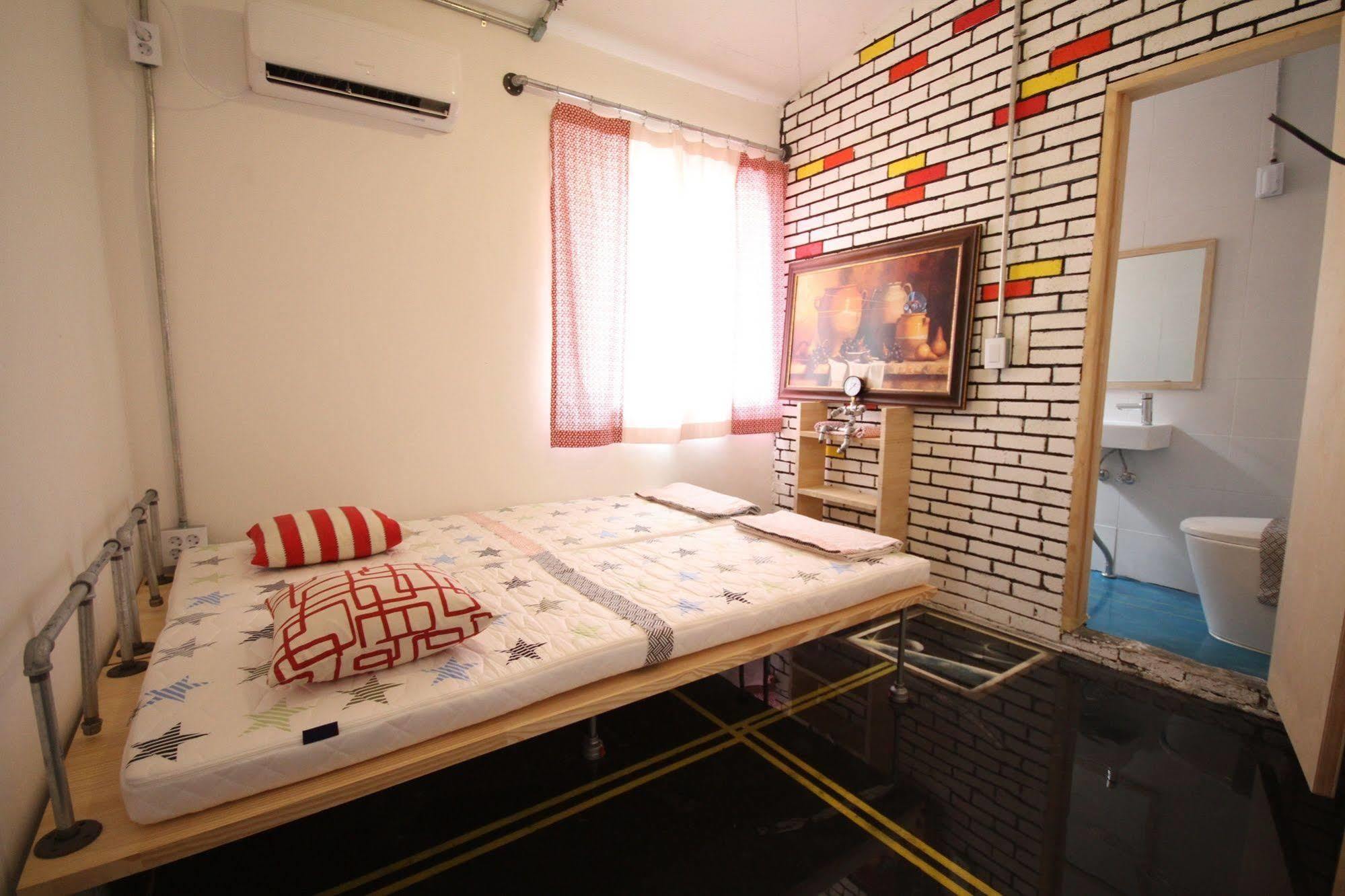Time Travelers Party In Hongdae Hostel Seoul